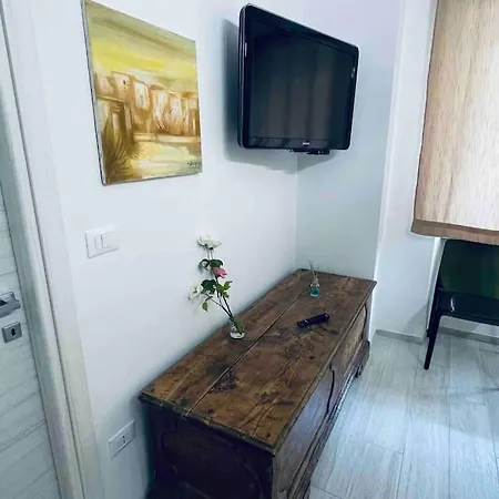 Tramonto Parcheggio Gratis Privato Davanti Caserma Clementi Apartment